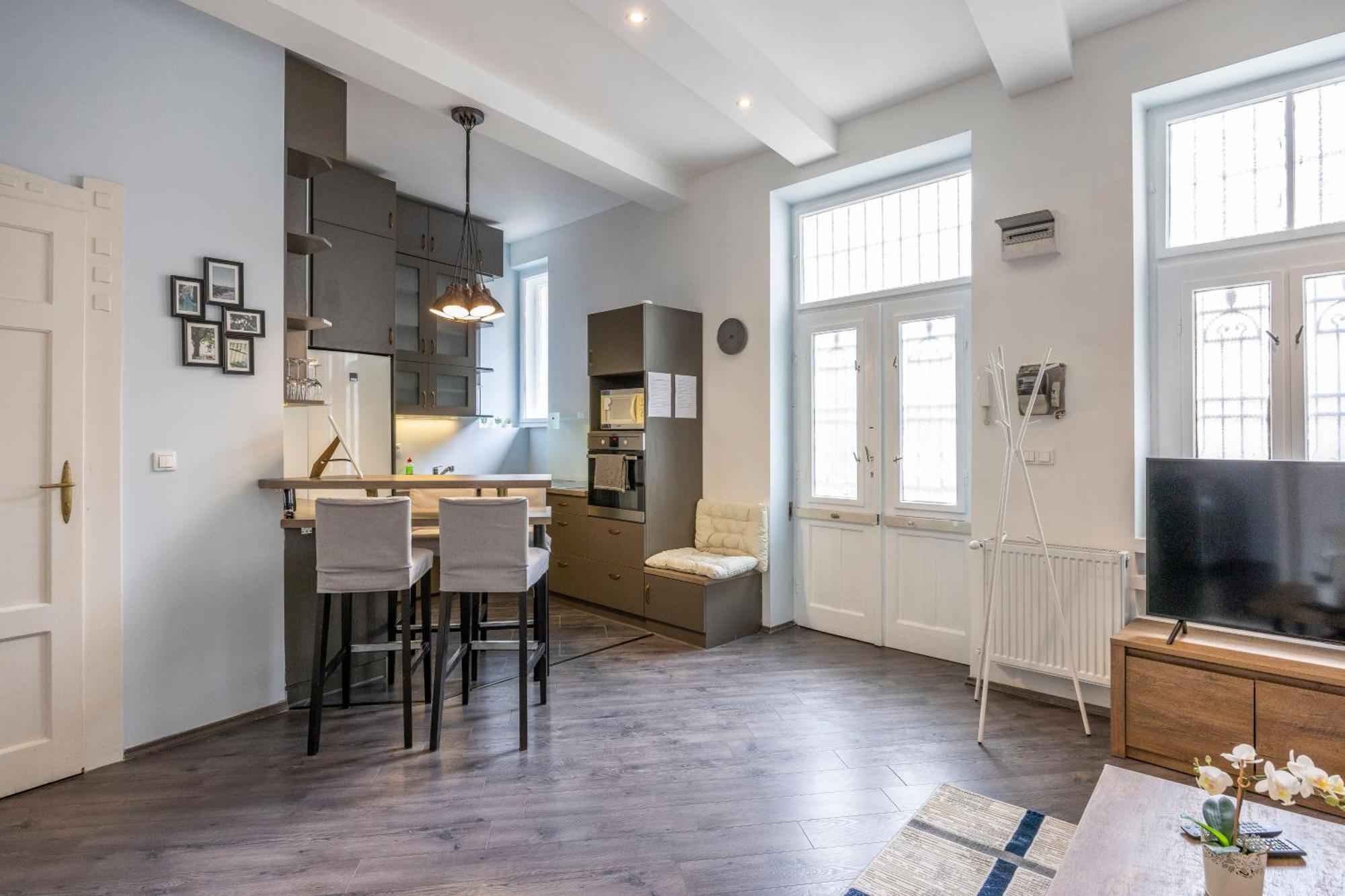 Explore Budapest From A Central Cozy Home & Sweet Retreat Exterior photo